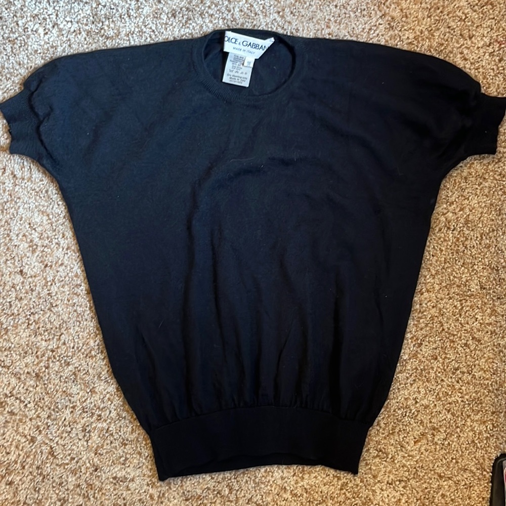 DOLCE AND GABBANA top size 38 cashmere crew neck authentic